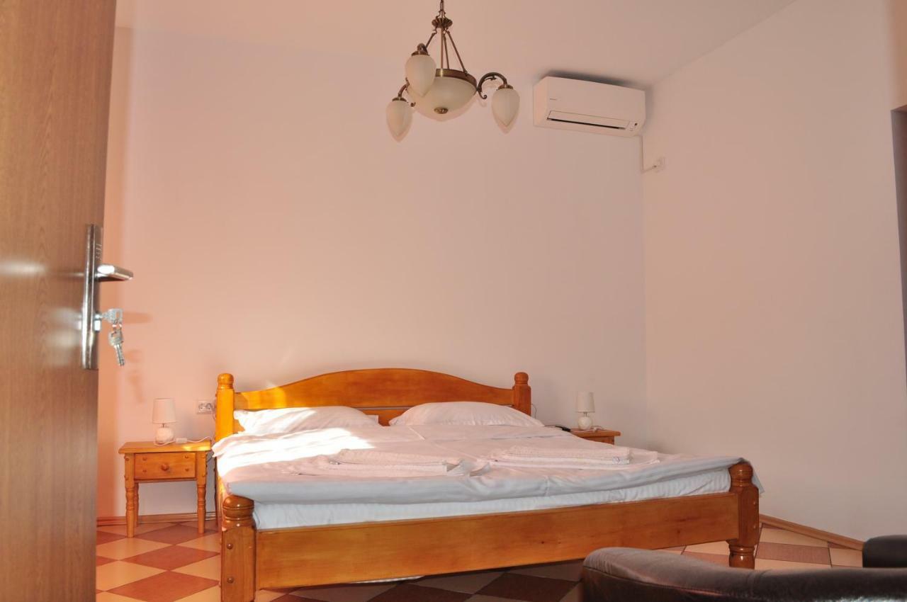 Casa Matei Hotel Mahmudia Eksteriør billede